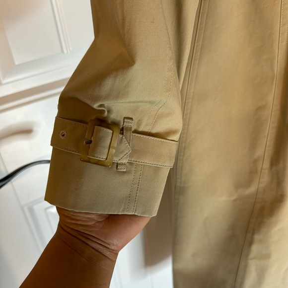 SANS FAFF New York Trench Coat in Camel - Picture 15 of 17